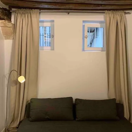 Appartamento Charming Saint Germain Pres Rue De Ciseaux Parigi